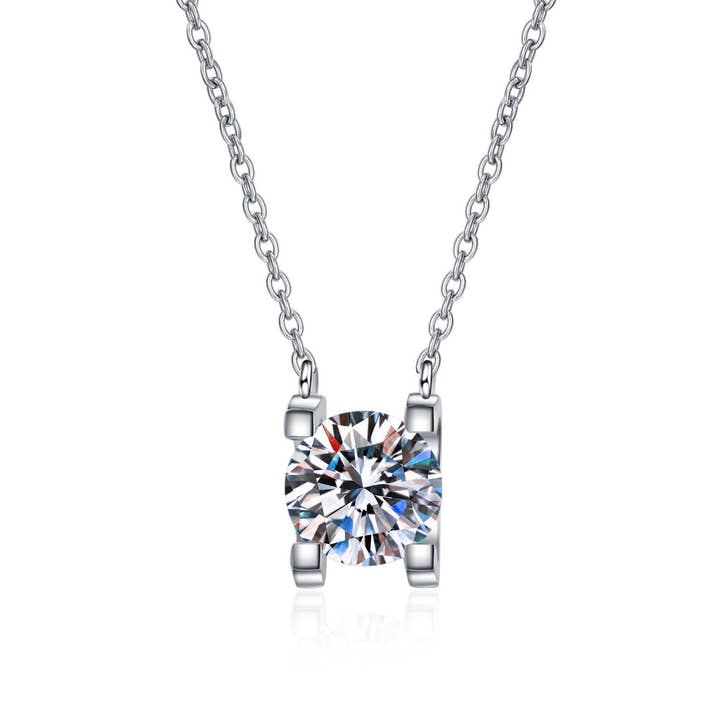 2 Carat Moissanite Necklace (925 Silver)