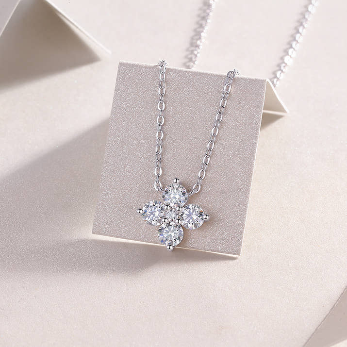 Lucky Four-leaf Clover Diamond Style necklace
